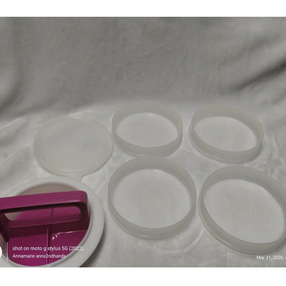Tupperware‎ Hamburger Press and Keepers Set Magenta White Patty Maker 6pc